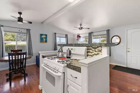 77 Donald Ln, Concord, CA 94518 photo 13
