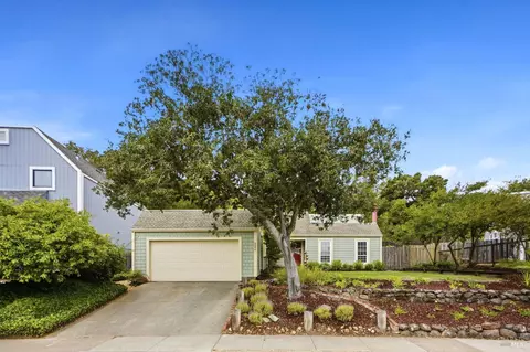2604 Topaz Dr, Novato, CA 94945