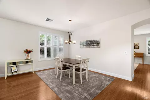 Dining - 1361 Birdie Dr, Windsor, CA 95492 photo 1 of 1