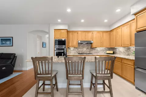 Kitchen - 1361 Birdie Dr, Windsor, CA 95492 photo 4 of 6