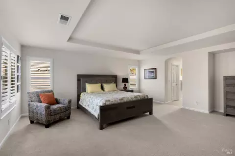 Bedroom - 1361 Birdie Dr, Windsor, CA 95492 photo 4 of 9