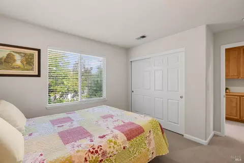 Bedroom - 1361 Birdie Dr, Windsor, CA 95492 photo 9 of 9