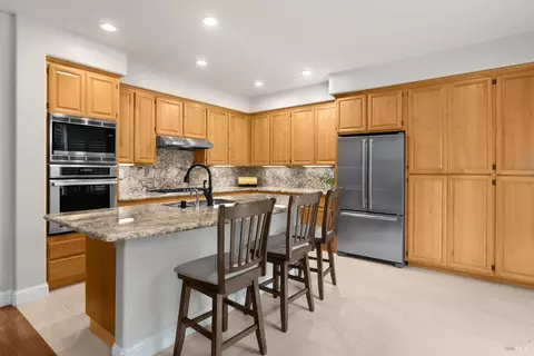 Kitchen - 1361 Birdie Dr, Windsor, CA 95492 photo 1 of 6