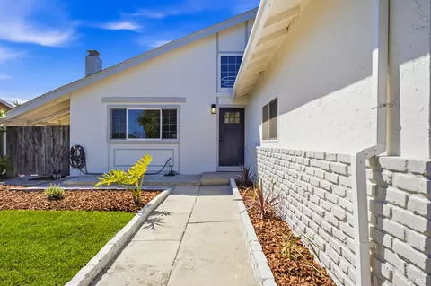Exterior - 855 Meadowlark Dr, Fairfield, CA 94533 photo 2 of 7