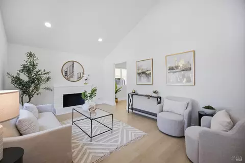 Living - 855 Meadowlark Dr, Fairfield, CA 94533 photo 1 of 3