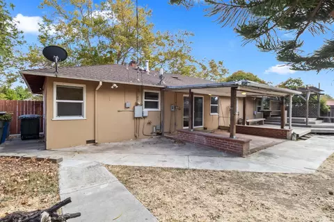 Exterior - 2446 Helen Ave, Vallejo, CA 94591 photo 8 of 13