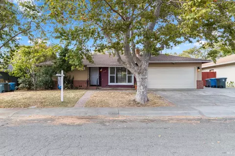 Exterior - 2446 Helen Ave, Vallejo, CA 94591 photo 2 of 13