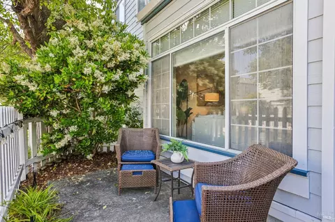 Exterior - 326 Commodore Dr, Richmond, CA 94804 photo 3 of 9