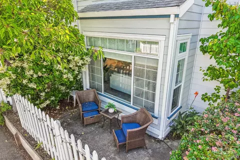 Exterior - 326 Commodore Dr, Richmond, CA 94804 photo 5 of 9