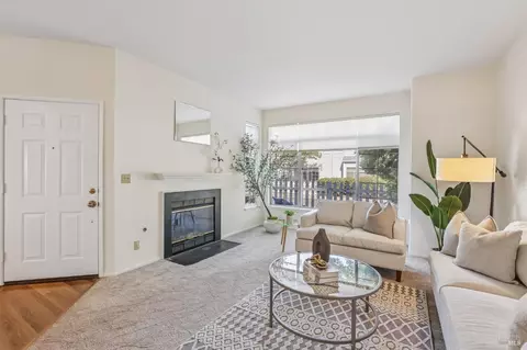 Living - 326 Commodore Dr, Richmond, CA 94804 photo 1 of 4