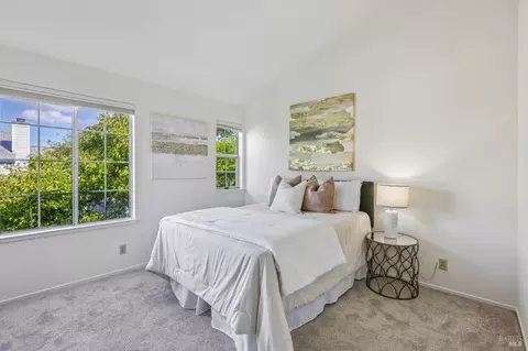 Bedroom - 326 Commodore Dr, Richmond, CA 94804 photo 3 of 5