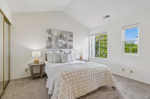 Bedroom - 326 Commodore Dr, Richmond, CA 94804 photo 1 of 5