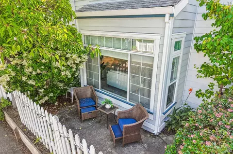 Exterior - 326 Commodore Dr, Richmond, CA 94804 photo 5 of 7