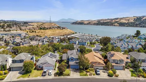 View/Area - 168 Breezewalk Dr, Vallejo, CA 94591 photo 3 of 15