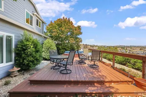 Exterior - 168 Breezewalk Dr, Vallejo, CA 94591 photo 6 of 12