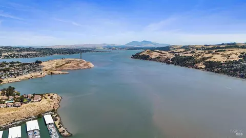 View/Area - 168 Breezewalk Dr, Vallejo, CA 94591 photo 11 of 15