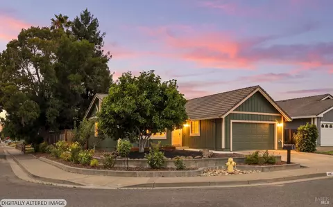 Exterior - 1101 Daniel Dr, Petaluma, CA 94954 photo 3 of 17