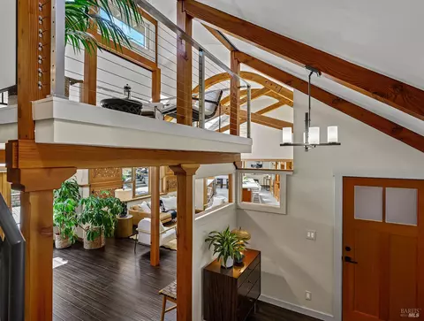 700 Ellis Ct, Sebastopol, CA 95472