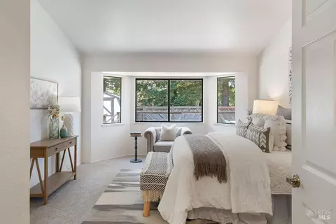 Bedroom - 301 Darley Dr, Vallejo, CA 94591 photo 4 of 5