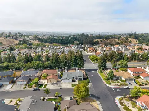 View/Area - 301 Darley Dr, Vallejo, CA 94591 photo 2 of 5