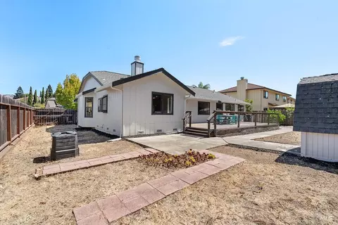 Exterior - 301 Darley Dr, Vallejo, CA 94591 photo 5 of 15
