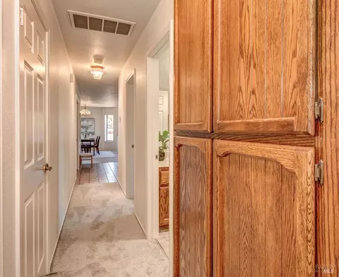 Entry Way - 301 Darley Dr, Vallejo, CA 94591 photo 5 of 5