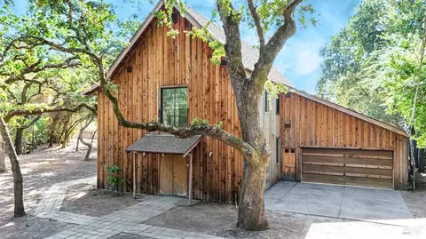 Exterior - 1050 Castle Rd, Sonoma, CA 95476 photo 3 of 8