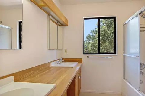 Bath - 1050 Castle Rd, Sonoma, CA 95476 photo 2 of 3