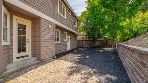 Exterior - 1252 B St, Petaluma, CA 94952 photo 14 of 17