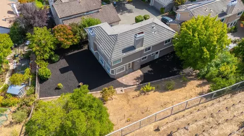 View/Area - 1252 B St, Petaluma, CA 94952 photo 1 of 3