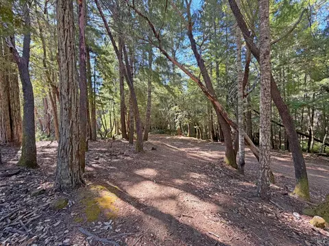 25023 Robin Cir, Willits, CA 95490