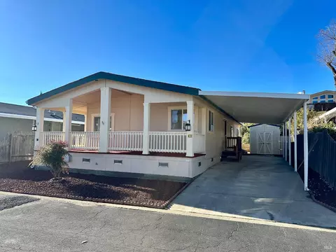 5830 Robin Hill Dr #30, Lakeport, CA 95453