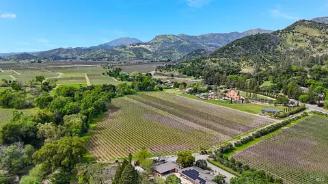 3867 Silverado Trl, Calistoga, CA 94515