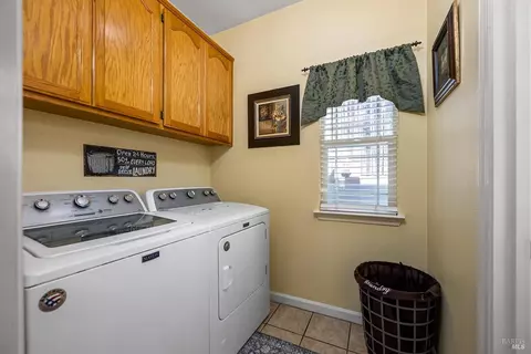 Other - 34 W Brookside Dr, Cloverdale, CA 95425 photo 2 of 4