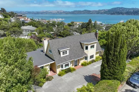 112 Glen Dr, Sausalito, CA 94965