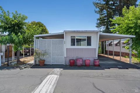 208 Aileen Ave, Santa Rosa, CA 95407