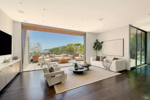 4755 Paradise Dr, Tiburon, CA 94920