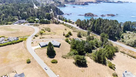 44861 Baywood Dr, Mendocino, CA 95460
