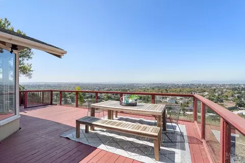 Exterior - 335 Skyline Dr, Vallejo, CA 94591 photo 5 of 11