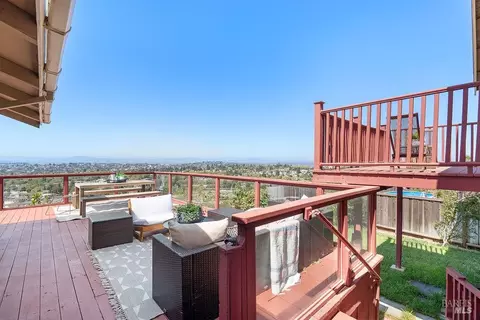Exterior - 335 Skyline Dr, Vallejo, CA 94591 photo 4 of 11