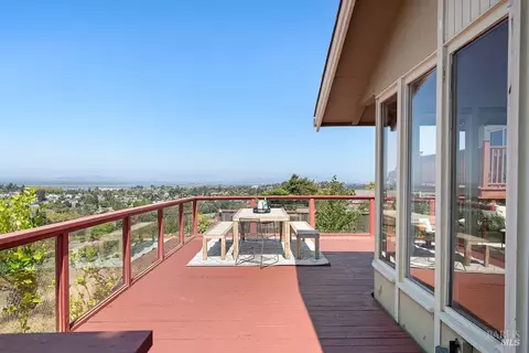 Exterior - 335 Skyline Dr, Vallejo, CA 94591 photo 8 of 11