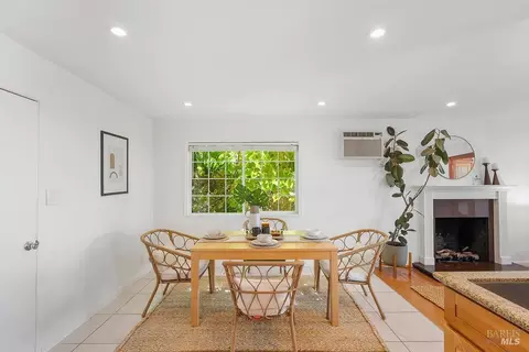 Dining - 335 Skyline Dr, Vallejo, CA 94591 photo 5 of 5