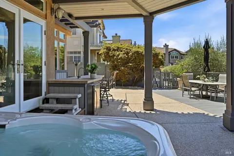 Exterior - 29 Lighthouse Ct, Napa, CA 94559 photo 2 of 7