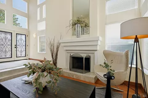 Entry Way - 29 Lighthouse Ct, Napa, CA 94559 photo 2 of 3