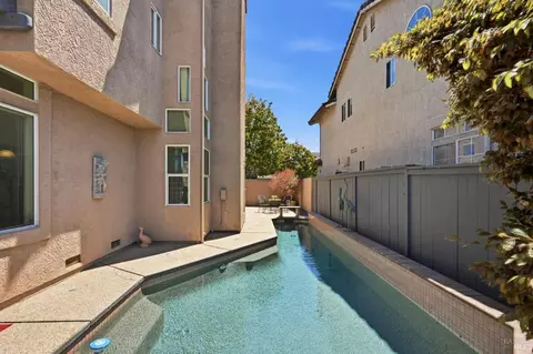 Exterior - 29 Lighthouse Ct, Napa, CA 94559 photo 3 of 7