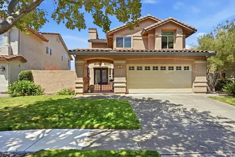 29 Lighthouse Ct, Napa, CA 94559
