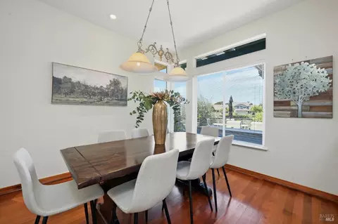 Dining - 29 Lighthouse Ct, Napa, CA 94559 photo 1 of 1