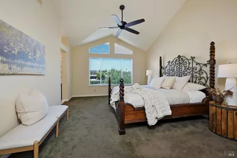 Bedroom - 29 Lighthouse Ct, Napa, CA 94559 photo 2 of 4