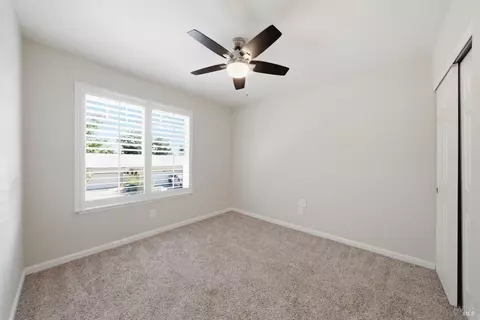 Bedroom - 1890 Howard Dr, Windsor, CA 95492 photo 7 of 10