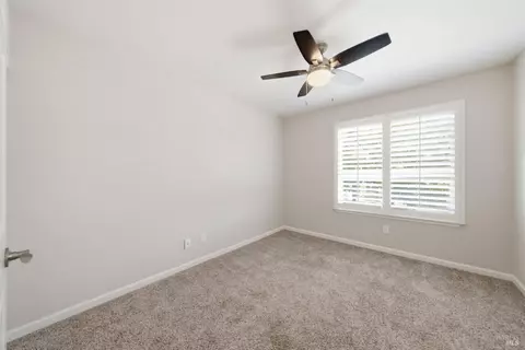 Bedroom - 1890 Howard Dr, Windsor, CA 95492 photo 9 of 10